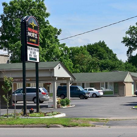 Mohawk Motel Брантфорд Екстериор снимка